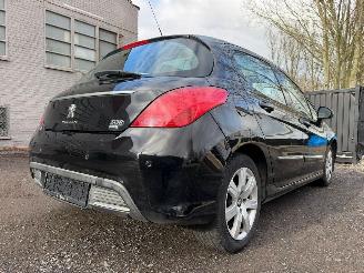 Peugeot 308 1.6HDI picture 18