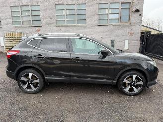 krockskadad bil auto Nissan Qashqai 1.6 CDTI 2016/9