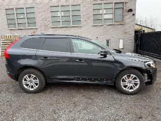  Volvo Xc-60 MOMENTUM 2013/6