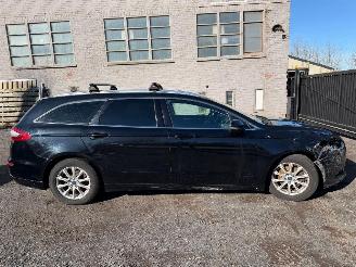 Coche accidentado Ford Mondeo TREND 2017/2