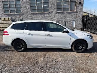Auto incidentate Peugeot 308 II SW STYLE 2016/5