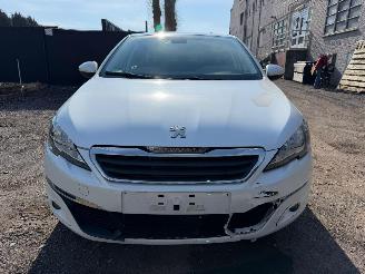 Peugeot 308 II SW STYLE picture 9