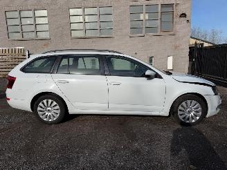  Skoda Octavia AMBITION 2016/9