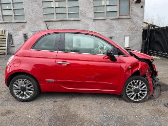 Schadeauto Fiat 500 LOUNGE 2015/4