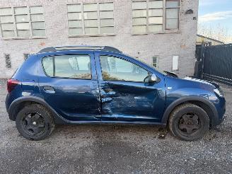 Voiture accidenté Dacia Sandero PLUS 2019/12