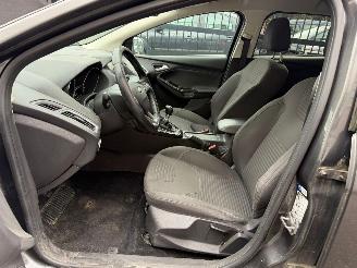 Ford Focus TITANIUM picture 19