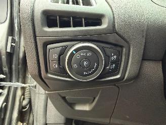 Ford Focus TITANIUM picture 31