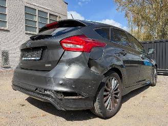 Ford Focus ST-LINE picture 17