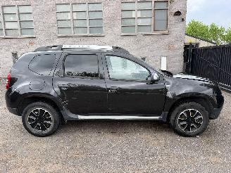 krockskadad bil auto Dacia Duster PRESTIGE 2016/12