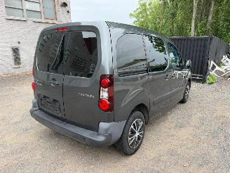 Peugeot Partner 1.6 HDI picture 18