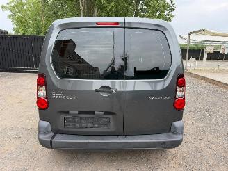 Peugeot Partner 1.6 HDI picture 14