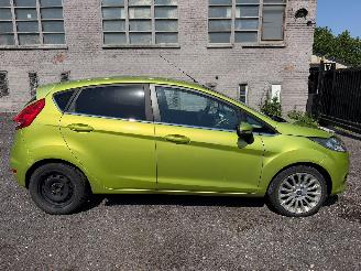 Schadeauto Ford Fiesta TITANIUM 2011/11