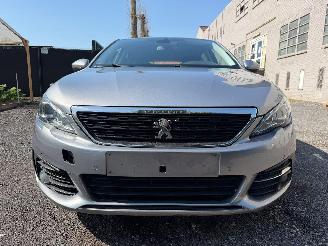 Peugeot 308 II ACTIVE picture 4
