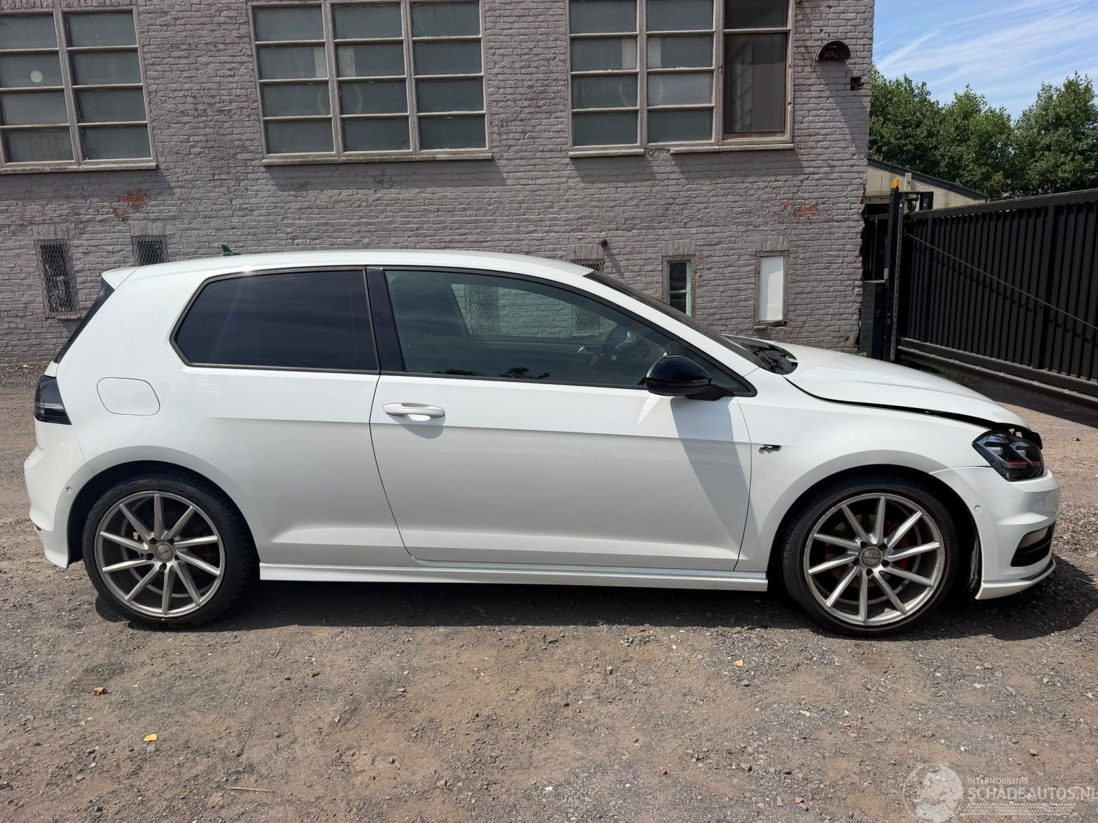 Volkswagen Golf HIGHLINE