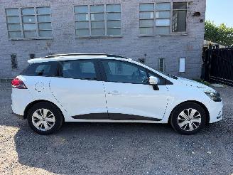 skadebil auto Renault Clio IV GRANDTOUR CO 2019/7