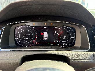 Volkswagen Golf GTI picture 30