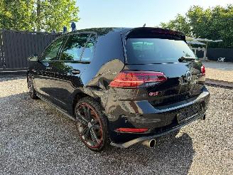 Volkswagen Golf GTI picture 15