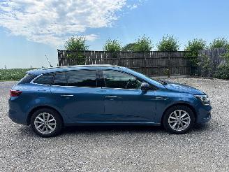 Schadeauto Renault Mégane IV GRANDTOUR 2018/5