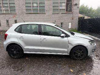  Volkswagen Polo COMFORTLINE 2011/12