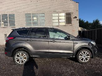  Ford Kuga BUSINESS 2018/4