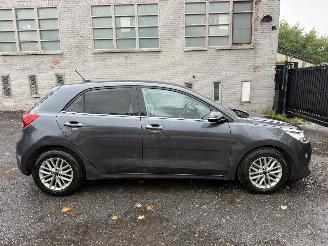 Schadeauto Kia Rio 1.0 2017/7