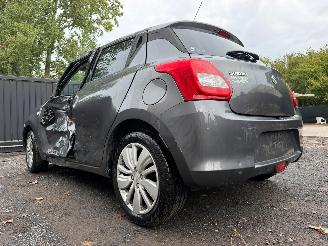 Suzuki Swift 1.3 picture 12