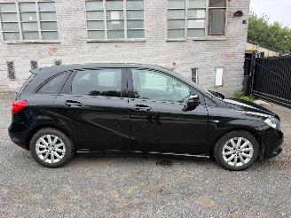 skadebil auto Mercedes B-klasse 180 CDI E 2012/3
