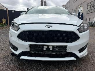 Ford Focus ST-LINE picture 6