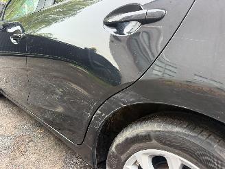 Mazda 2 1.5 D picture 13