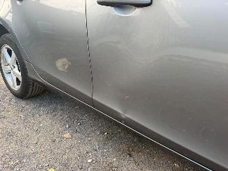 Volvo V-40 V 40 KINETIC picture 16