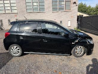 krockskadad bil auto Mitsubishi Space-star STAR 2018/8