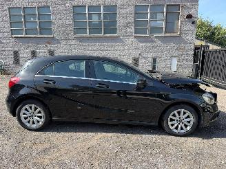 Vaurioauto  passenger cars Mercedes A-klasse A 180 D 2018/6