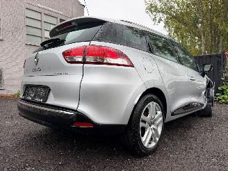 Renault Clio IV GRANDTOUR picture 17