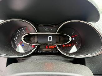 Renault Clio IV GRANDTOUR picture 27