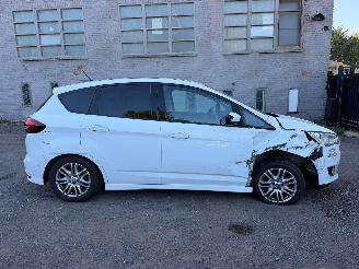 skadebil auto Ford C-Max TITANIUM 2016/3