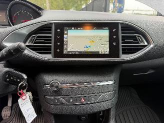 Peugeot 308 II STYLE picture 27