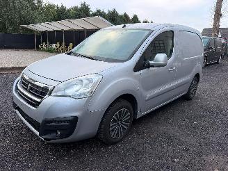 Peugeot Partner PREMIUM picture 13