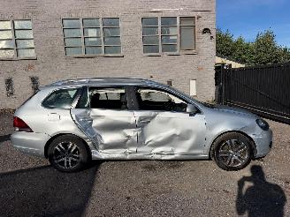 Auto incidentate Volkswagen Golf VARIANT HIGHLIN 2013/1