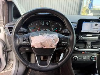 Ford Fiesta TITANIUM picture 26