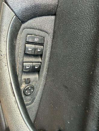 BMW X1 SDRIVE18I picture 33