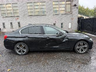 krockskadad bil auto BMW 3-serie D 2015/2