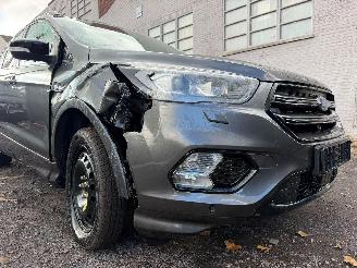 Ford Kuga ST-LINE picture 8