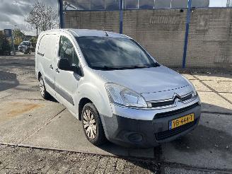 skadebil bedrijf Citroën Berlingo 1.6 e-HDI COMFORT XL 2013/2
