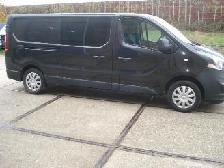 krockskadad bil bedrijf Opel Vivaro DUBBELE CABINE 1.6CDTI L2-H1 2019/3