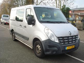skadebil bedrijf Renault Master DUBBELE CABINE 2.3DCI NAVI-AIRCO 2013/1