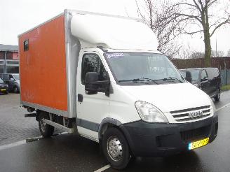 krockskadad bil bedrijf Iveco Daily 35S10 MEUBELBAK+KLEP- AUTOMAAT 2007/7