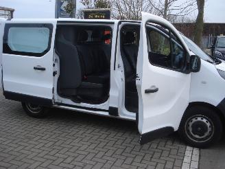 skadebil bedrijf Opel Vivaro DUBBELE CABINE 1.6CDTI EURO 6 2019/4
