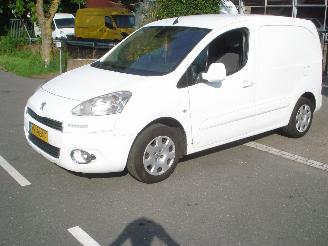  Peugeot Partner 1.6HDI 3 ZITTER AIRCO-NAVIGATIE 2014/8