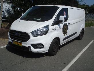 dommages fourgonnettes/vécules utilitaires Ford Transit Custom L2-H1 2.0 DCI  EURO 6       AIRCO 77KW 2018/8