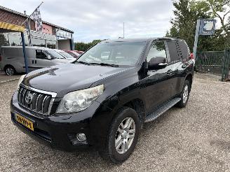  Toyota Landcruiser 3.0 D -4F  High Roof Window Van 2011/4
